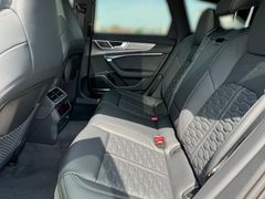 AUDI RS6 Performance  Keramik/Pano/DRC/Garantie
