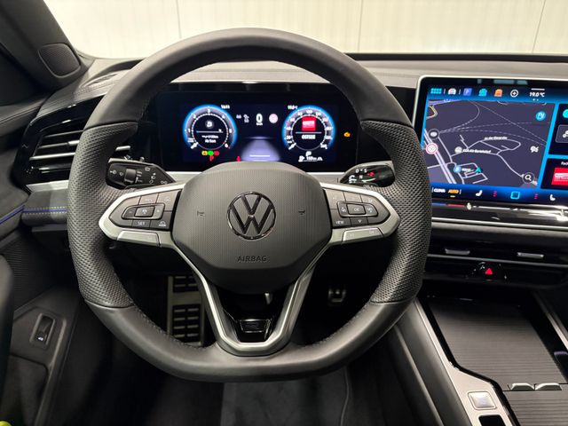Passat Variant R-line 2.0 TDI DSG AHK RFK LED