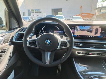 BMW X5 xDrive40d M Sportpaket HK HiFi DAB LED