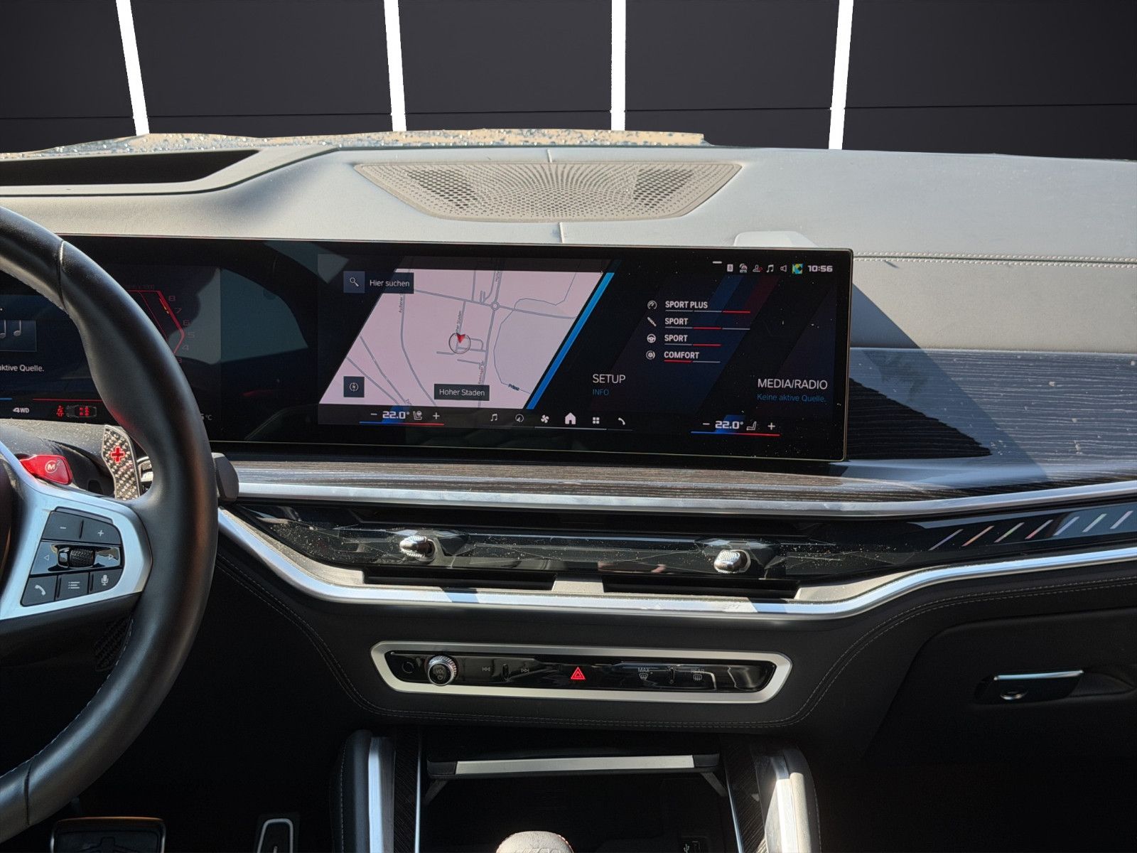 Fahrzeugabbildung BMW X6 M Competition/Massage/Shadow/360°/H&K