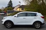 Kia Sportage Attract 2WD-55.TKM -NAVI-PDC-Kamera-AHK - Kia Sportage: Attract