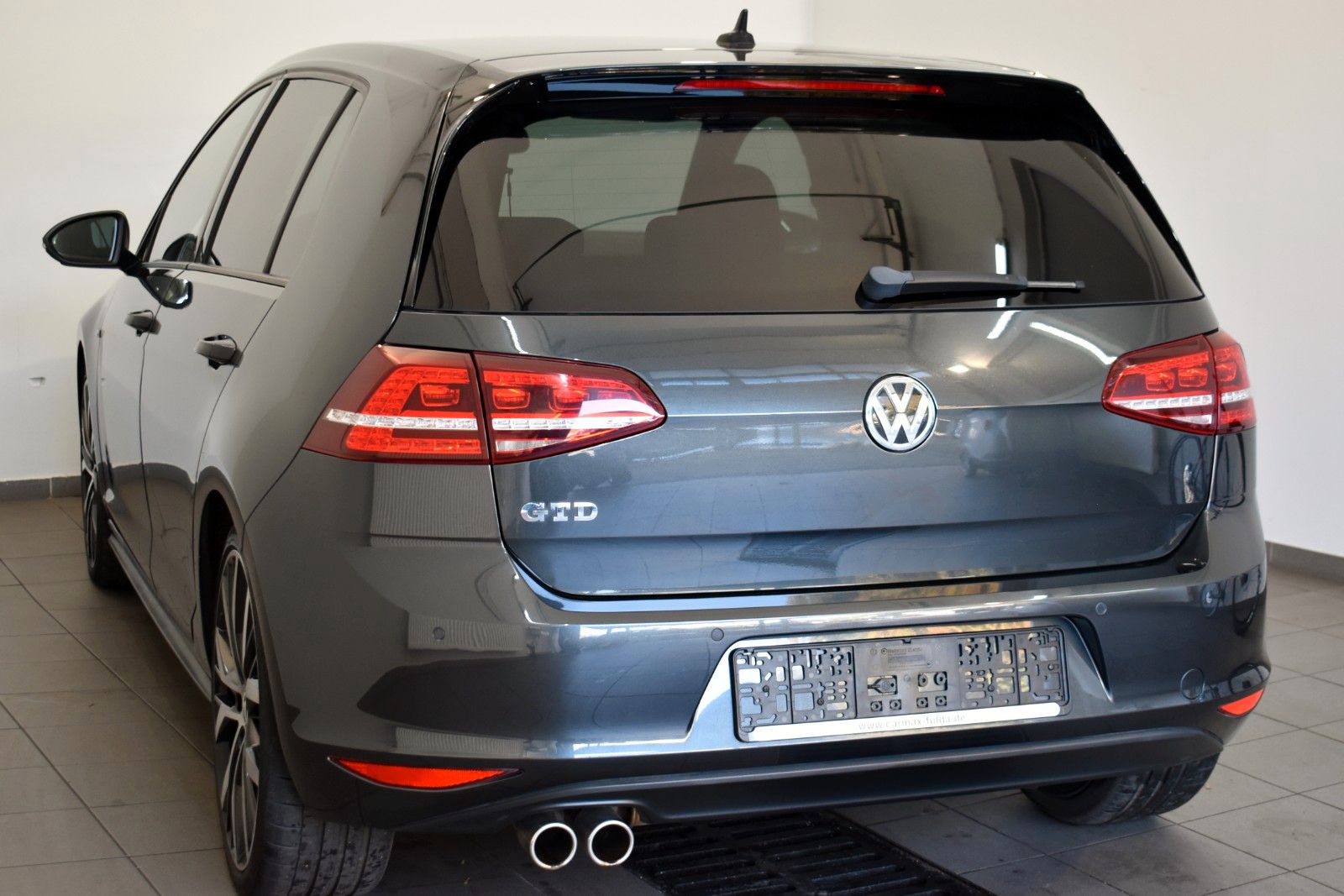 Fahrzeugabbildung Volkswagen Golf VII Lim GTD Navi,BiXenon,SH,WASSERVERBRAUCH