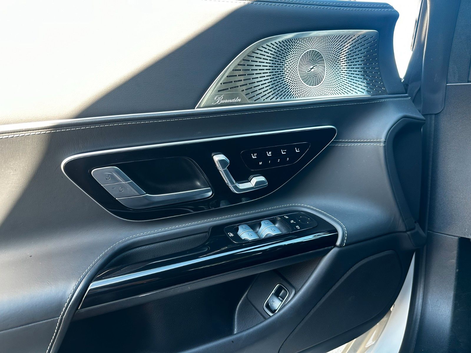 Fahrzeugabbildung Mercedes-Benz SL 43 AMG