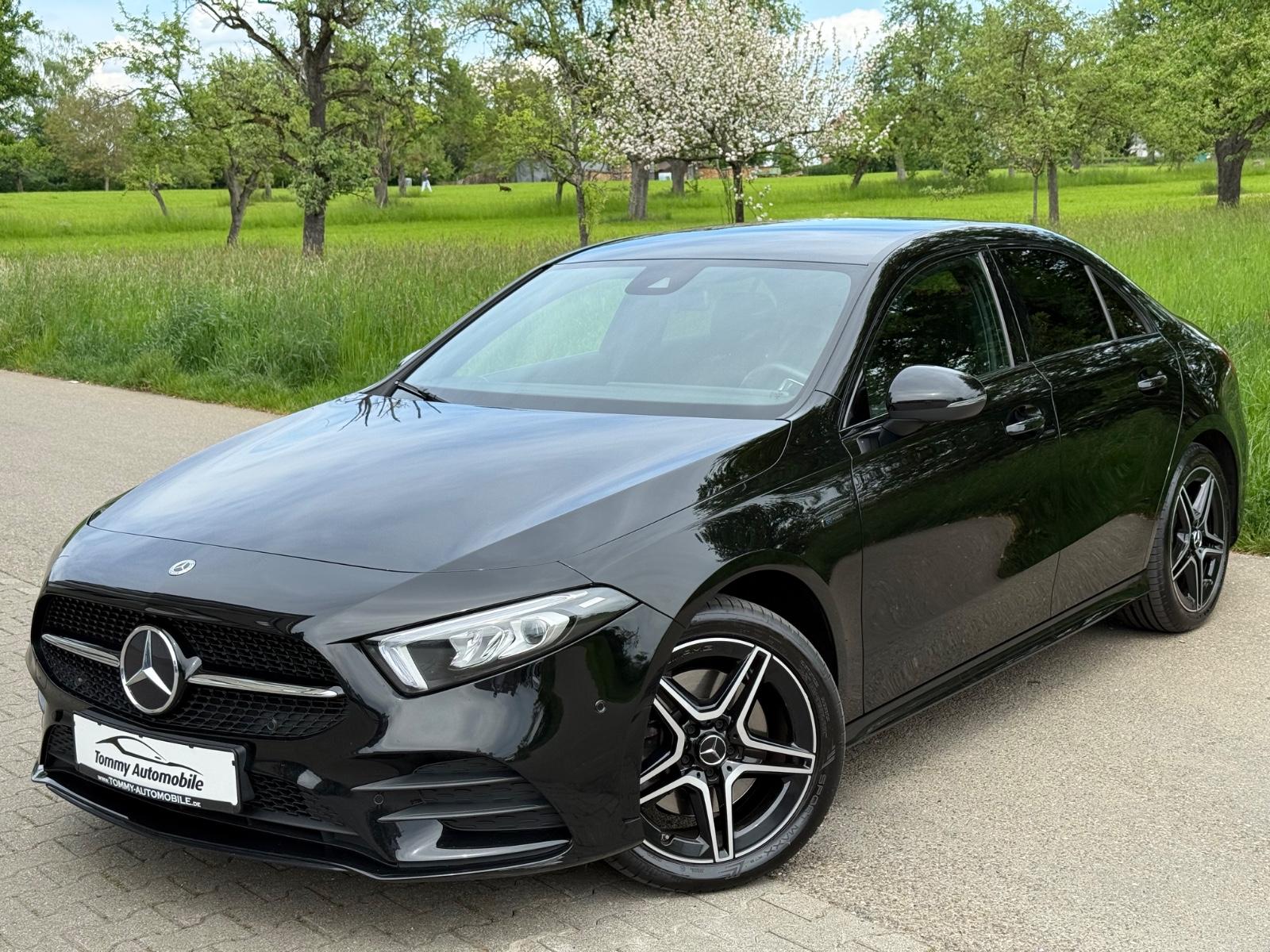 Mercedes-Benz A 250 e AMG LED Navi