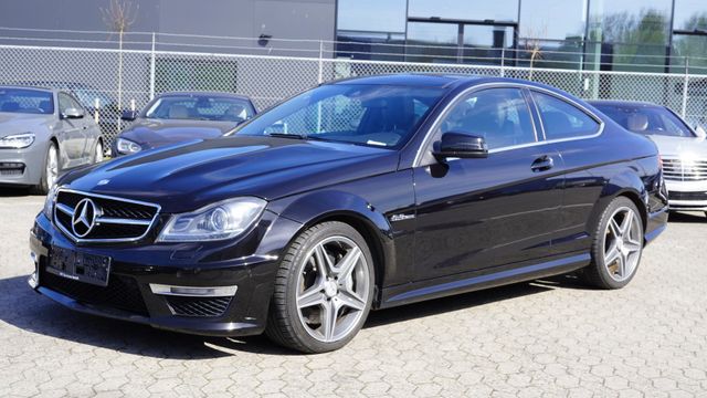 Mercedes-Benz C63 Black Series AMG-Line V8 AMG-Speedshift Pano