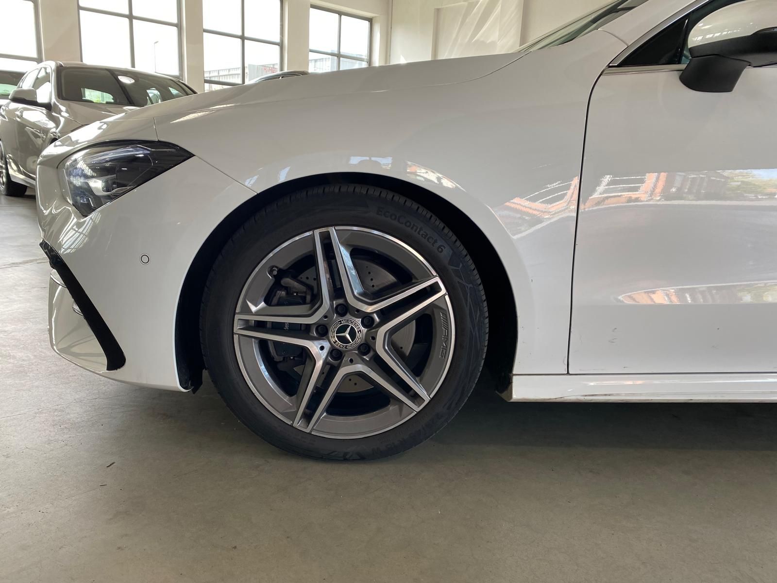 Fahrzeugabbildung Mercedes-Benz CLA 220 Shooting Brake d AMG Advanced Plus/AHK/