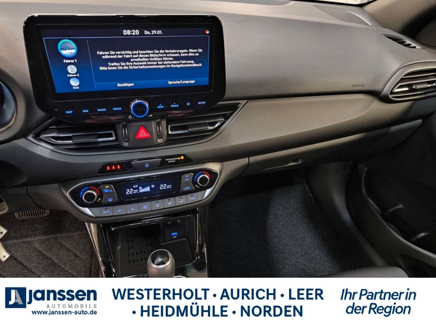 Fahrzeugabbildung Hyundai i30 Kombi ADVANTAGE