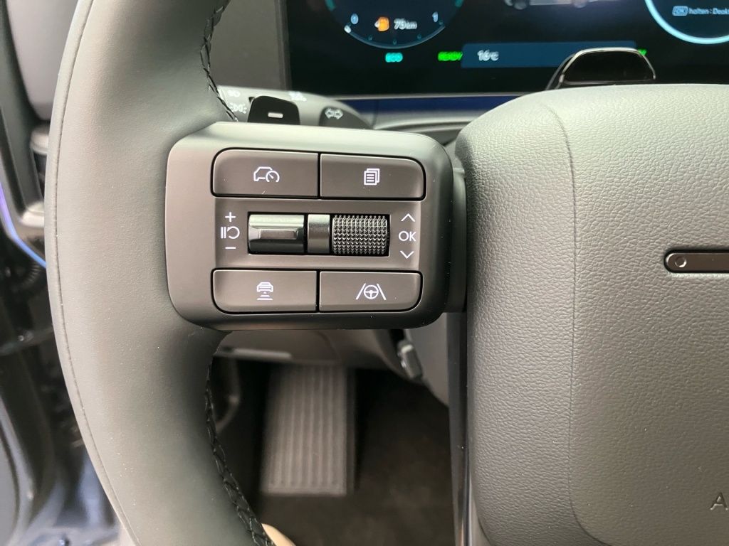 Fahrzeugabbildung Hyundai SANTA FE HEV 5-Sitzer (MY26) 1.6 T-GDI (239 PS)