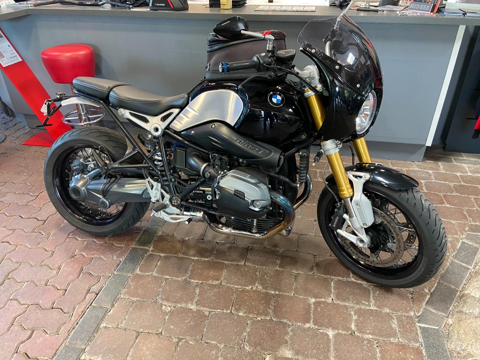 BMW R nineT