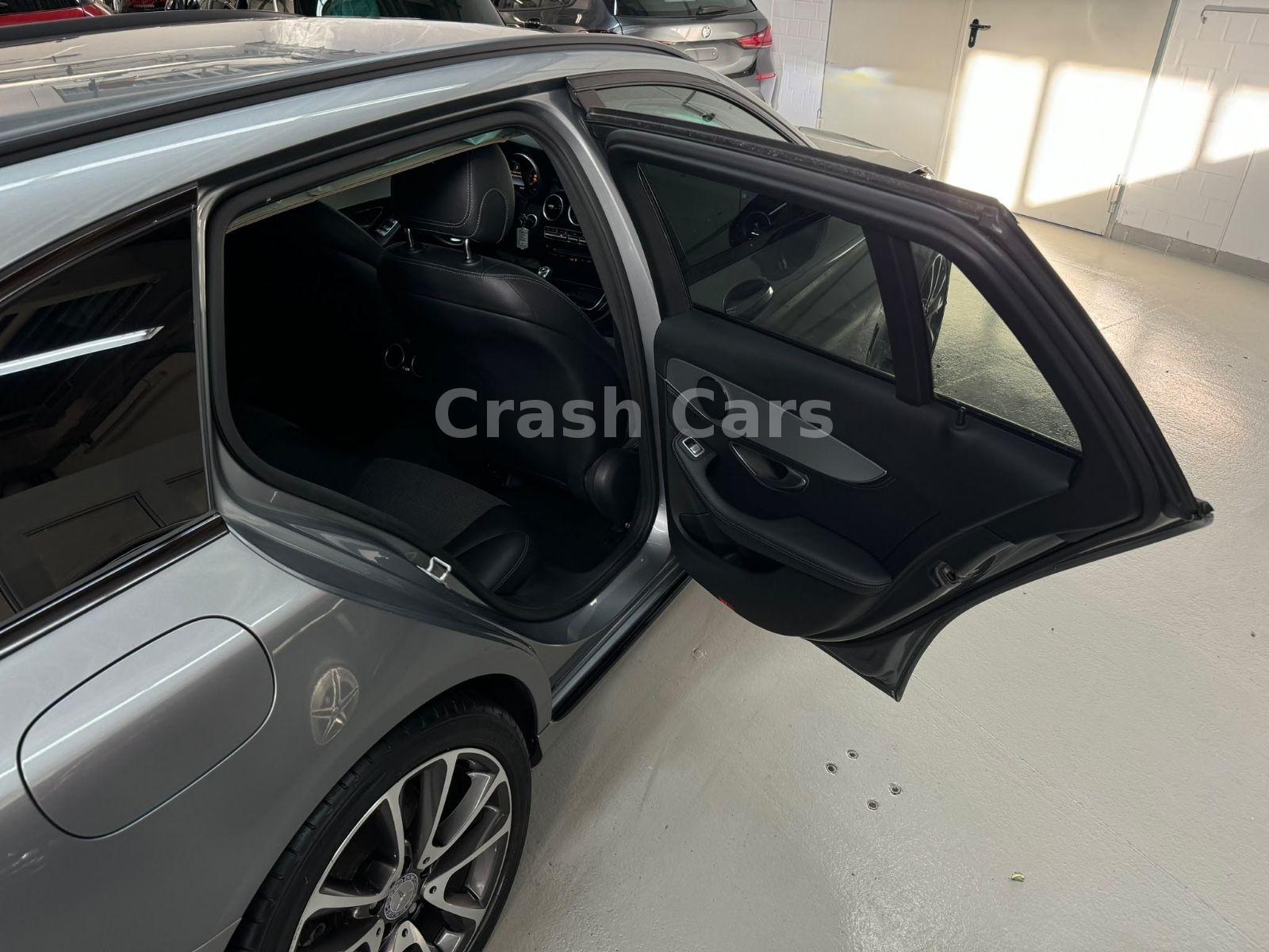 Mercedes-Benz C220 2015 — photo 22