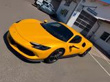 Ferrari 296 GTS  in GIALLO TRIPLO STRATO - : Gelb