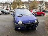 Renault Twingo Beach 1.2 Beach - Renault Twingo Beach mit Benzin-Antrieb