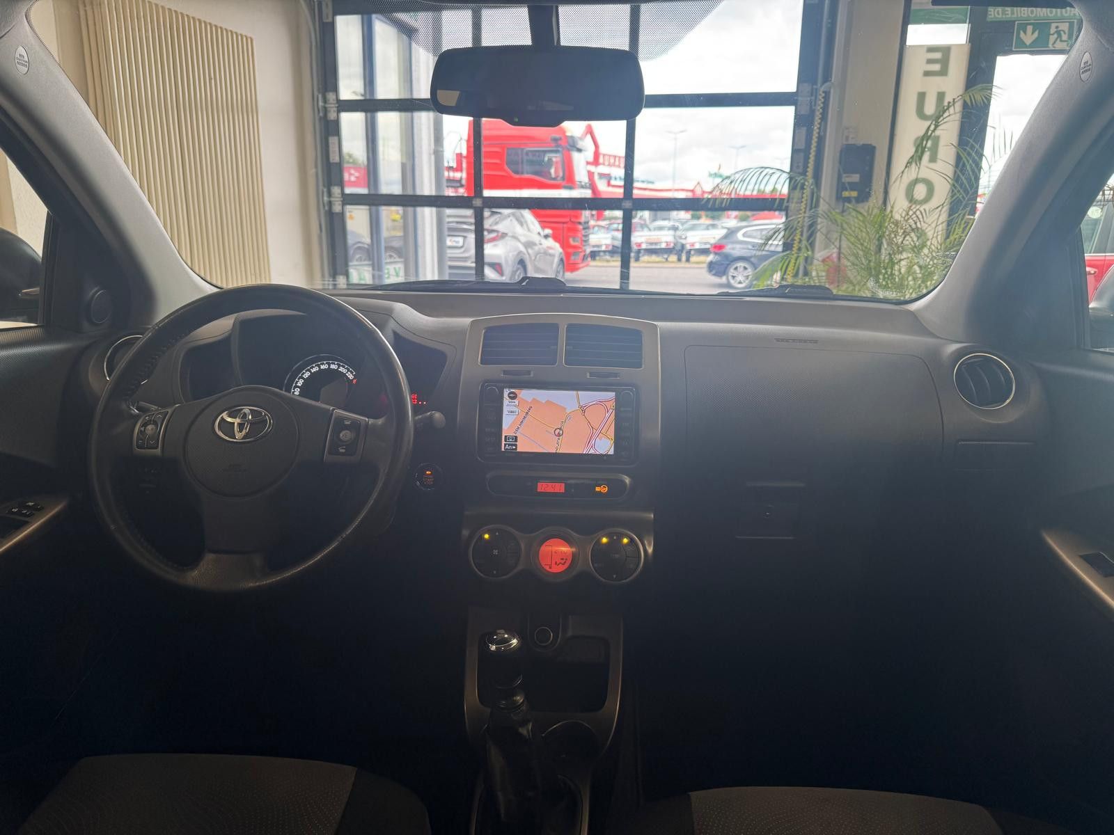 Fahrzeugabbildung Toyota Urban Cruiser/ NAVI/KLIMA/1.HAND/STANDHEIZUNG