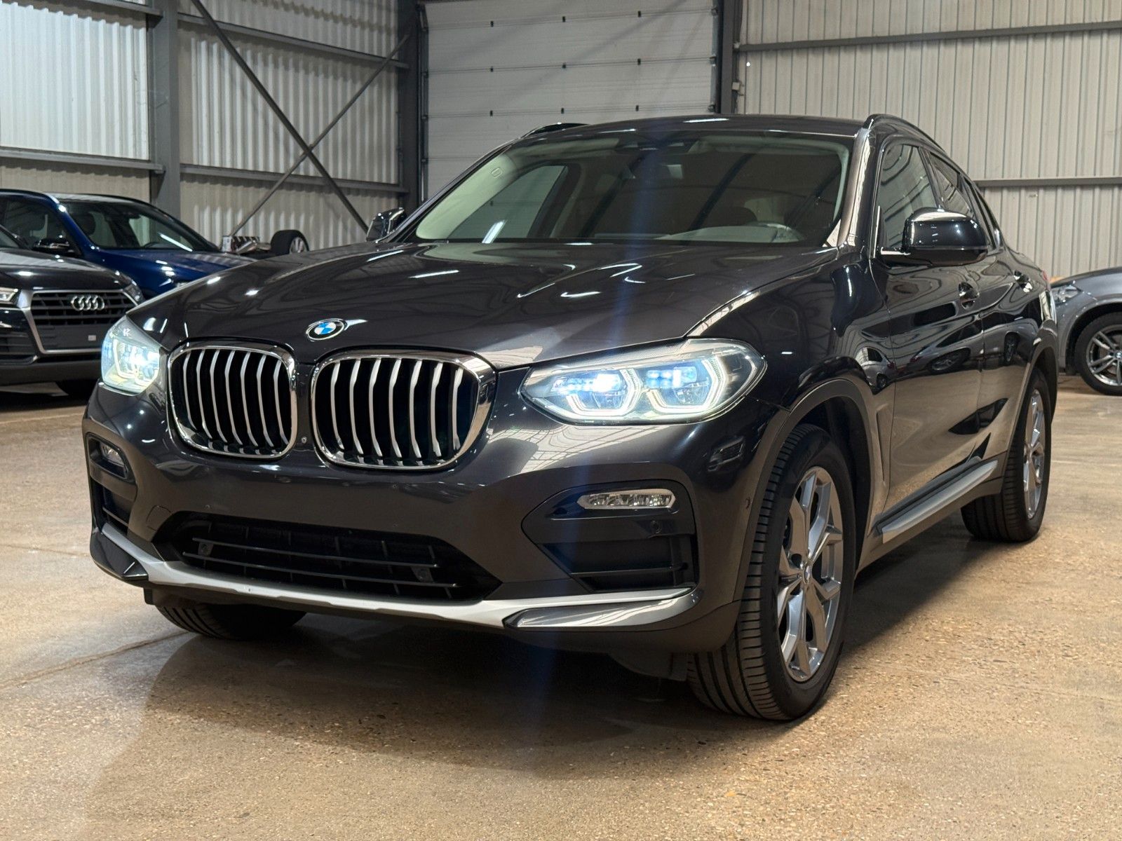 BMW X4 xDrive 20 d xLine imagem 3