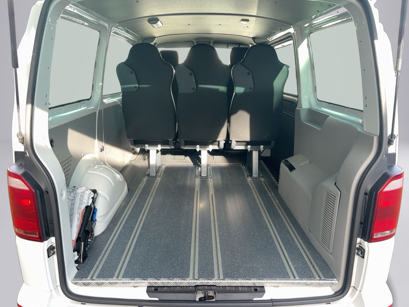 T6 2.0 TDI Kombi PDC,NAV,AHK,STHZ