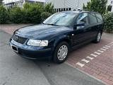Volkswagen Passat Variant 1.6 Basis
