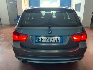 BMW 320 - 8