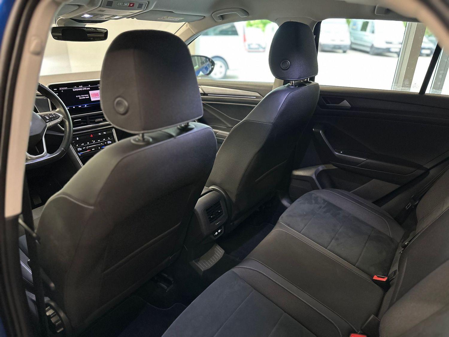 Volkswagen T-Roc Matrix ACC LED AHK Navi PDC SHZ SpurW LM, миниатюра 28