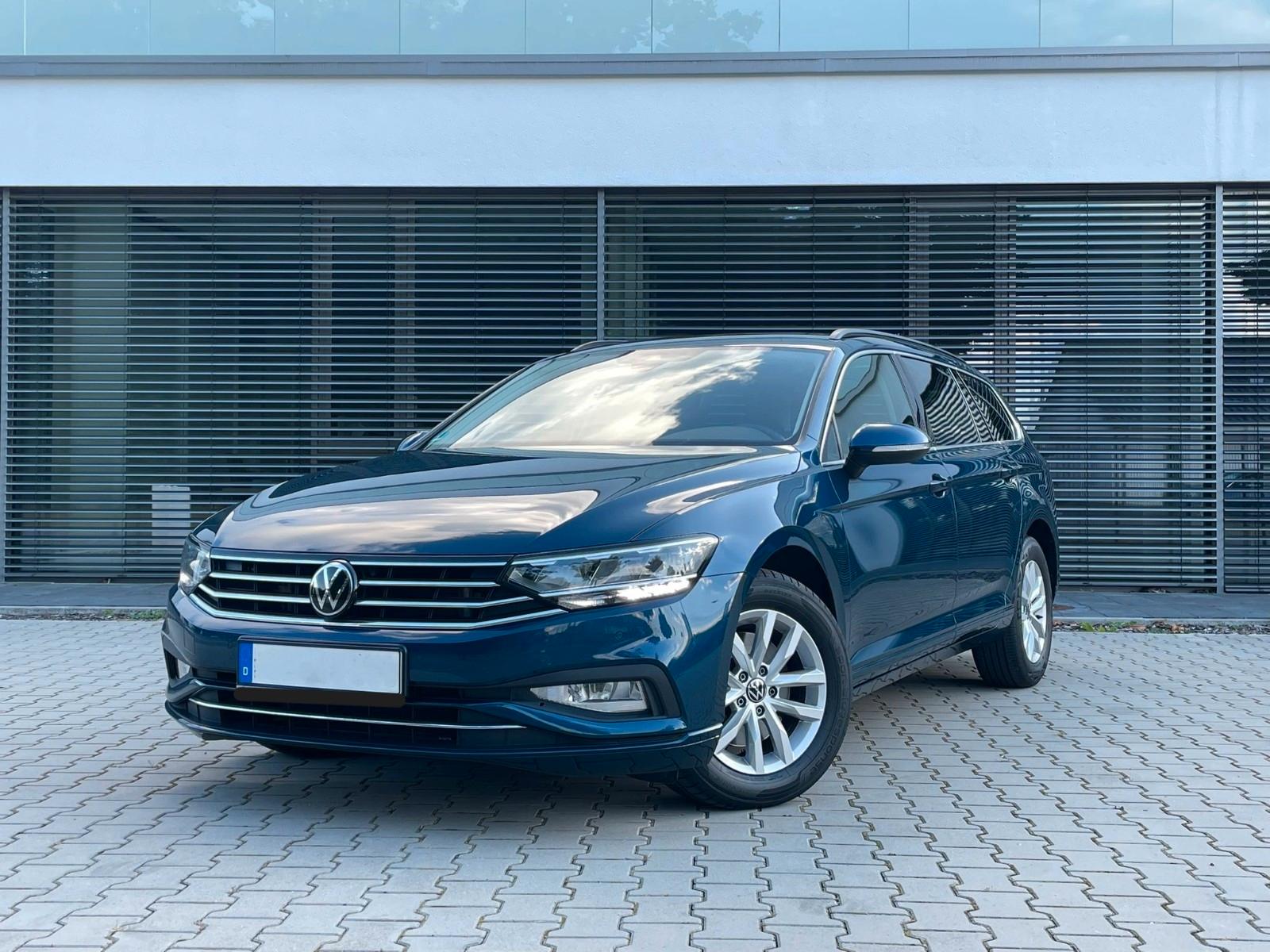 Volkswagen Passat Variant Business 2.0 | AHK