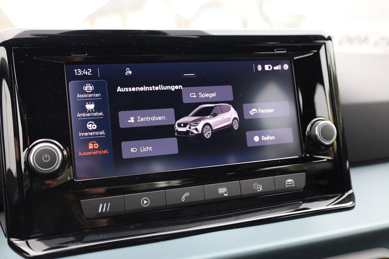 Fahrzeugabbildung SEAT Arona 1.0  Xperience *SHZ *Full-Link *LED
