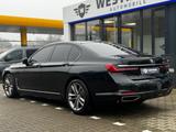 BMW 730d Lim./KAMERA/LASER/PANO/HARMAN-KARDON/Shadow - BMW 7 Series in Bielefeld