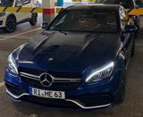 Mercedes-Benz Mercedes-AMG C 63 S - blaue Mercedes-Benz C 63 AMG