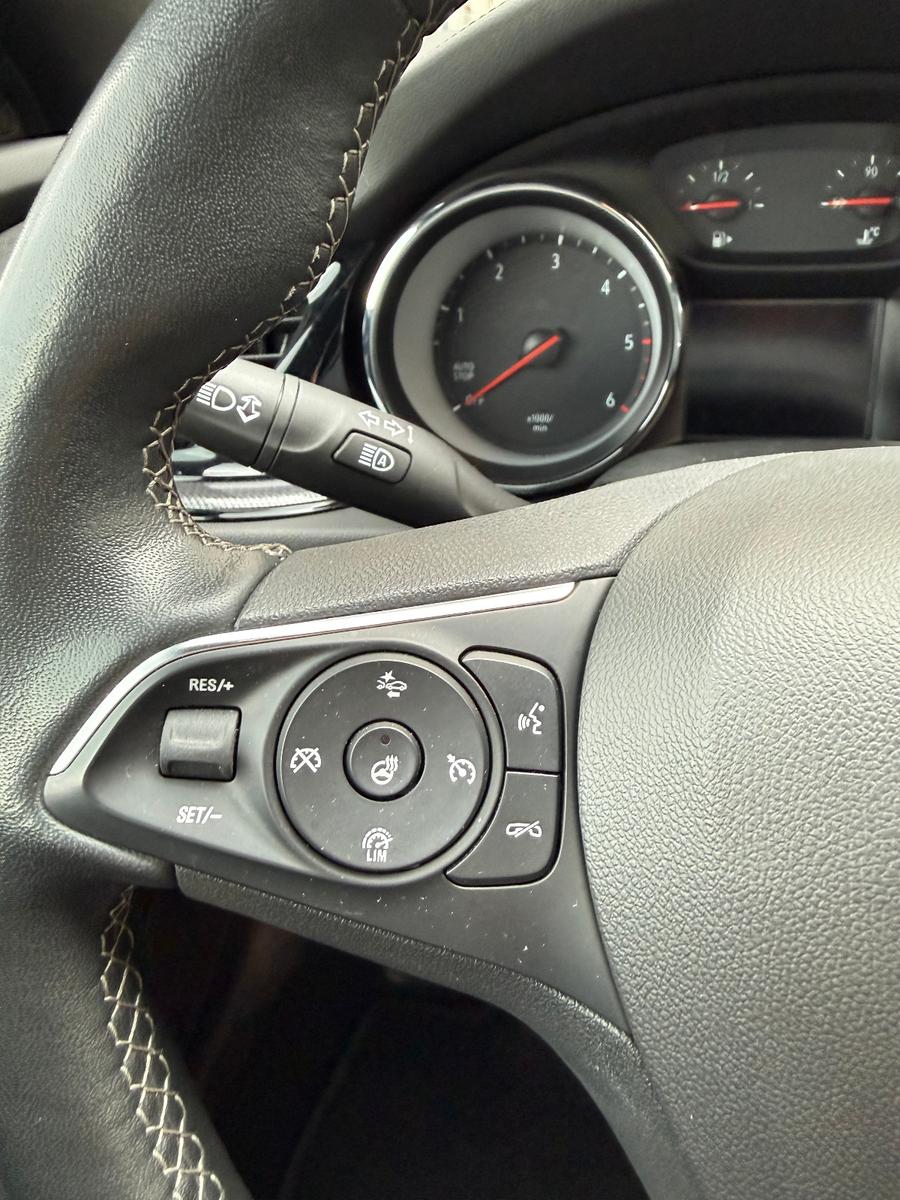 Opel Insignia B Sports Tourer*AHK*LED*SHZ*PDC*