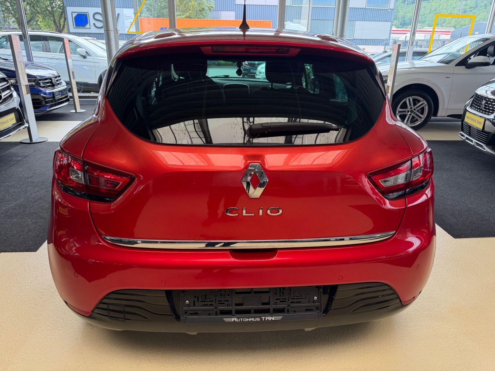 Fahrzeugabbildung Renault Clio IV Limited