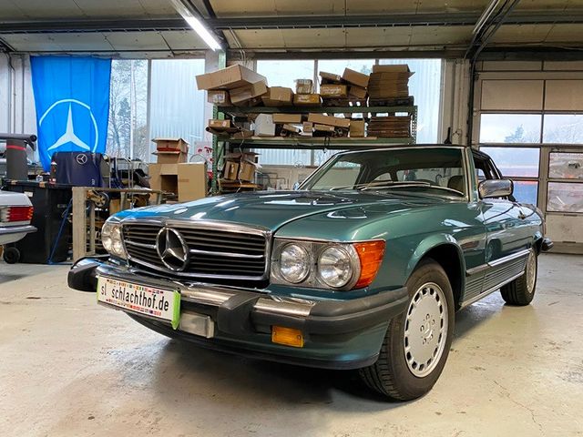 Mercedes-Benz SL 560 oldtimer top zustand