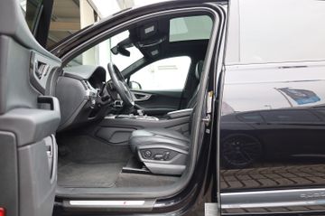 Audi Q7 - 8