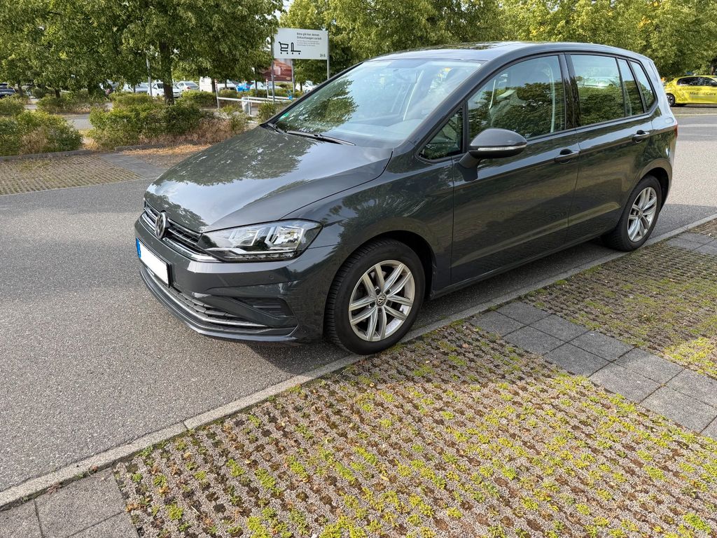 Image of Volkswagen Golf Sportsvan