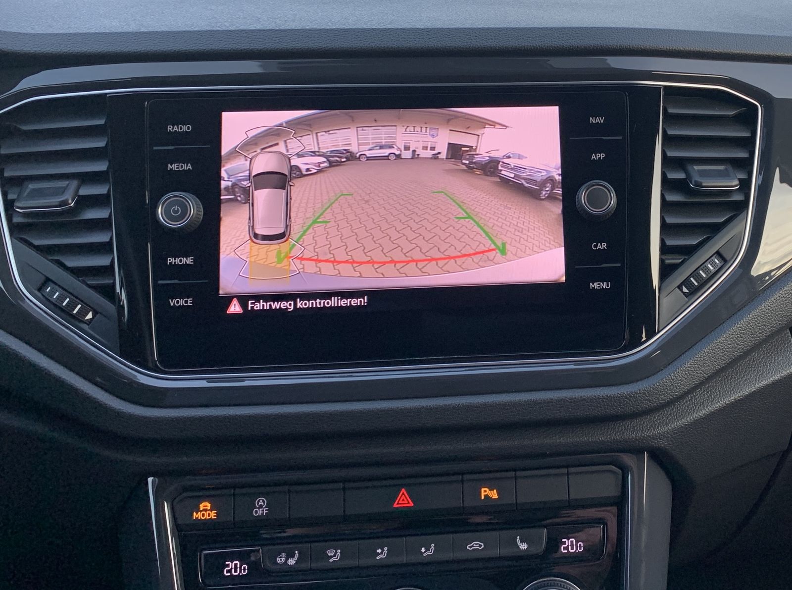 Fahrzeugabbildung Volkswagen T-Roc 2.0 TDI*Sport*AHK*Cam*LED*Navi*ACC*