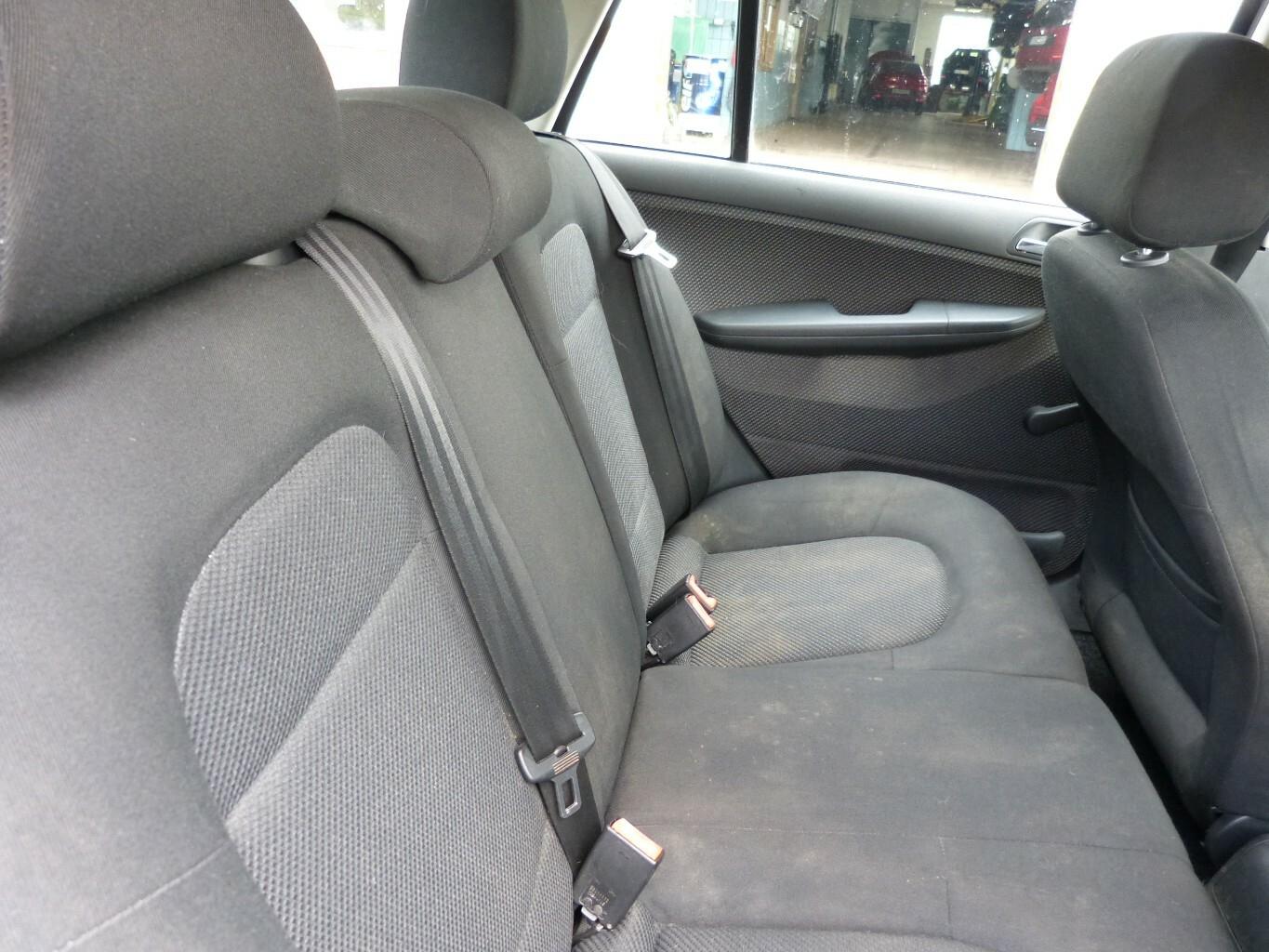 Skoda Fabia 2006 — photo 14