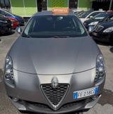 Alfa Romeo Giulietta 1.6 JTDm TCT 120 CV Super A - Alfa Romeo Giulietta mit Halbautomatikschaltung