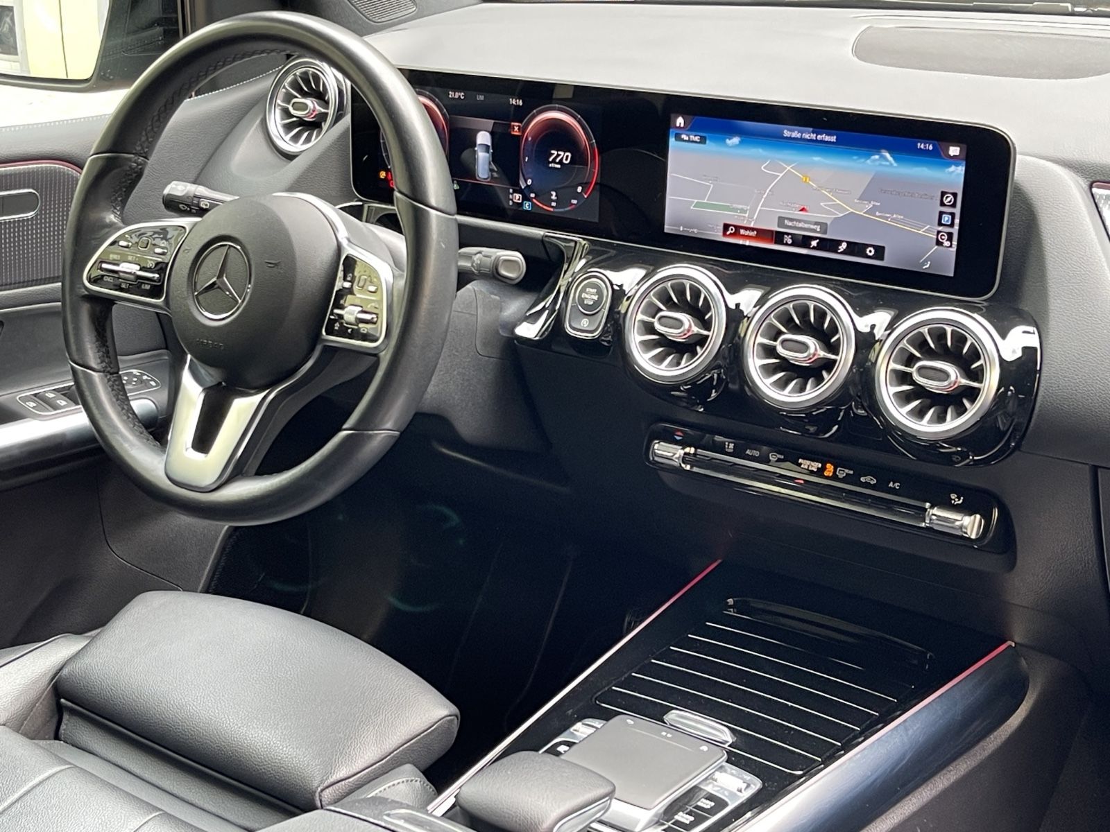 Mercedes-Benz B 200 AUTOM LEDER DIGITAL JUNGE STERNE GARANTIE foto 17