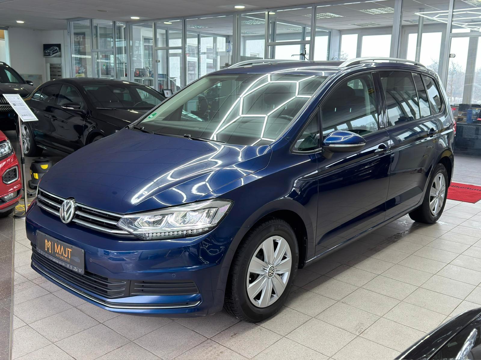 Volkswagen Touran United 2.0TDI DSG LED NAVI PDC 7-Sitzer