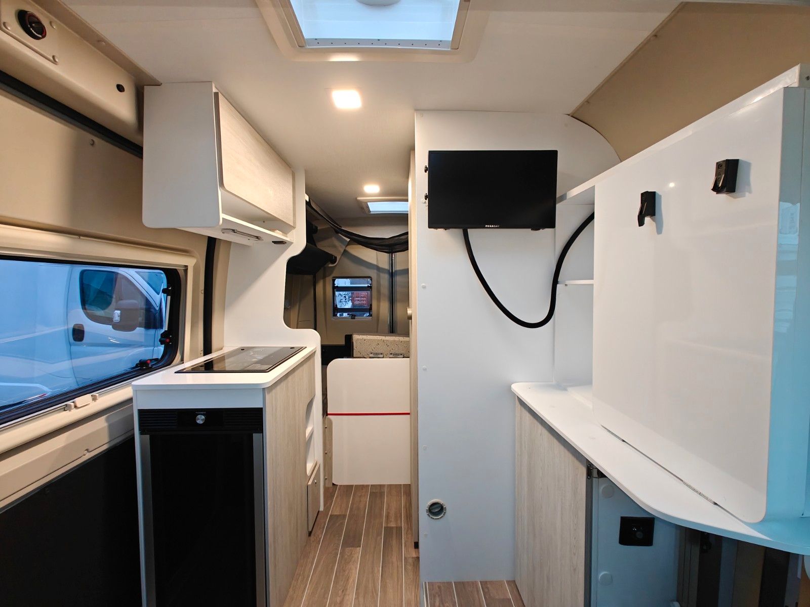 Fahrzeugabbildung Roller Team Livingstone Next 540 - SAT, TV, Solar, Kamera -