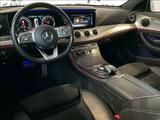 Mercedes-Benz E 300 de T AMG Multibeam Distronic Nightpaket - Hybrid (Diesel/Elektro): Luftfederung