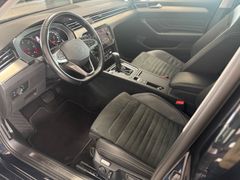 VW Passat Variant Elegance /RFK/ACC/Matrix/AHK