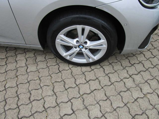 218d Active Tourer Advantage PPS/Navi/SHZ