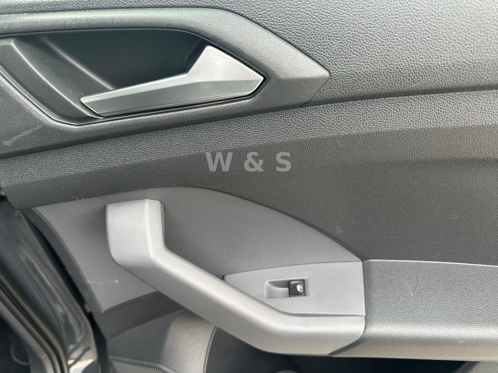Volkswagen T-Cross Life*1-HAND*APPLE-CAR*AHK*