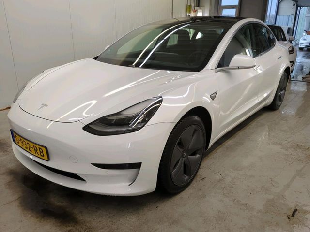 Tesla Model 3 Standard RWD Plus [ AUTOPILOT+60 kWh+PRE