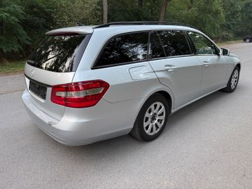 Mercedes E 200 - 7