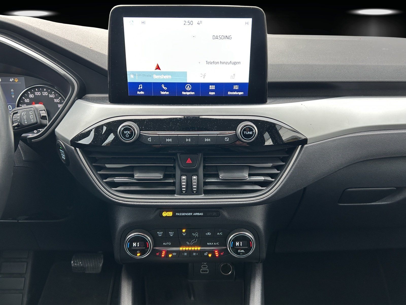 Fahrzeugabbildung Ford Kuga 2.5 PHEV Cool & Connect Aut./PDC/SHZ/NAVI/