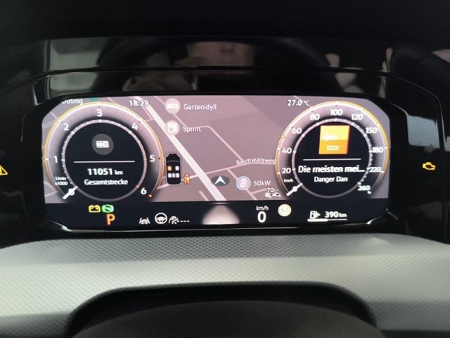 Fahrzeugabbildung Volkswagen Golf Variant 2.0 TDI DSG Goal AHK GJR NAVI AREA-