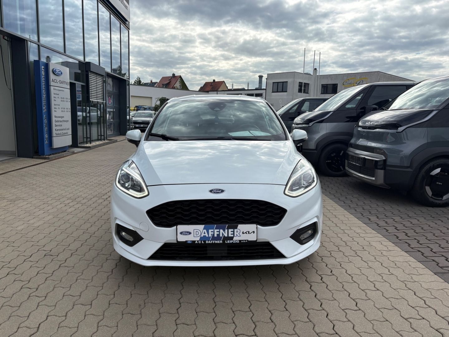Fahrzeugabbildung Ford Fiesta ST-Line Sitzheizung Lenkradheizung DAB