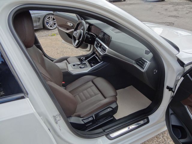 Fahrzeugabbildung BMW 320d xDrive M Sport/Laser/Leder/Virtual/AHK/1.Hd