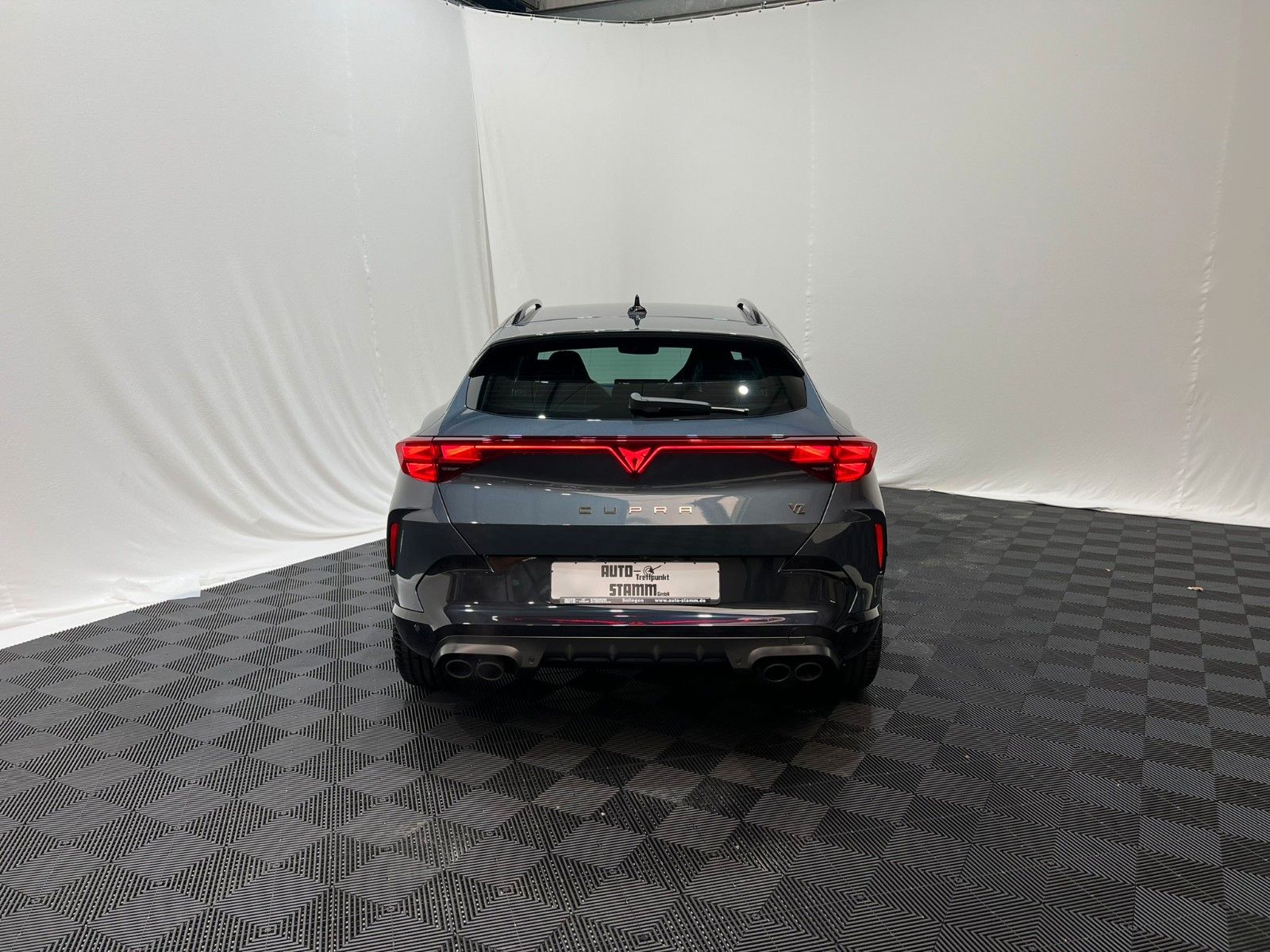 Fahrzeugabbildung CUPRA Formentor 2.0 TSI 245kW VZ DSG 4Drive