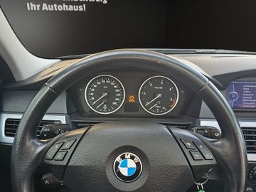 BMW 520 - 12