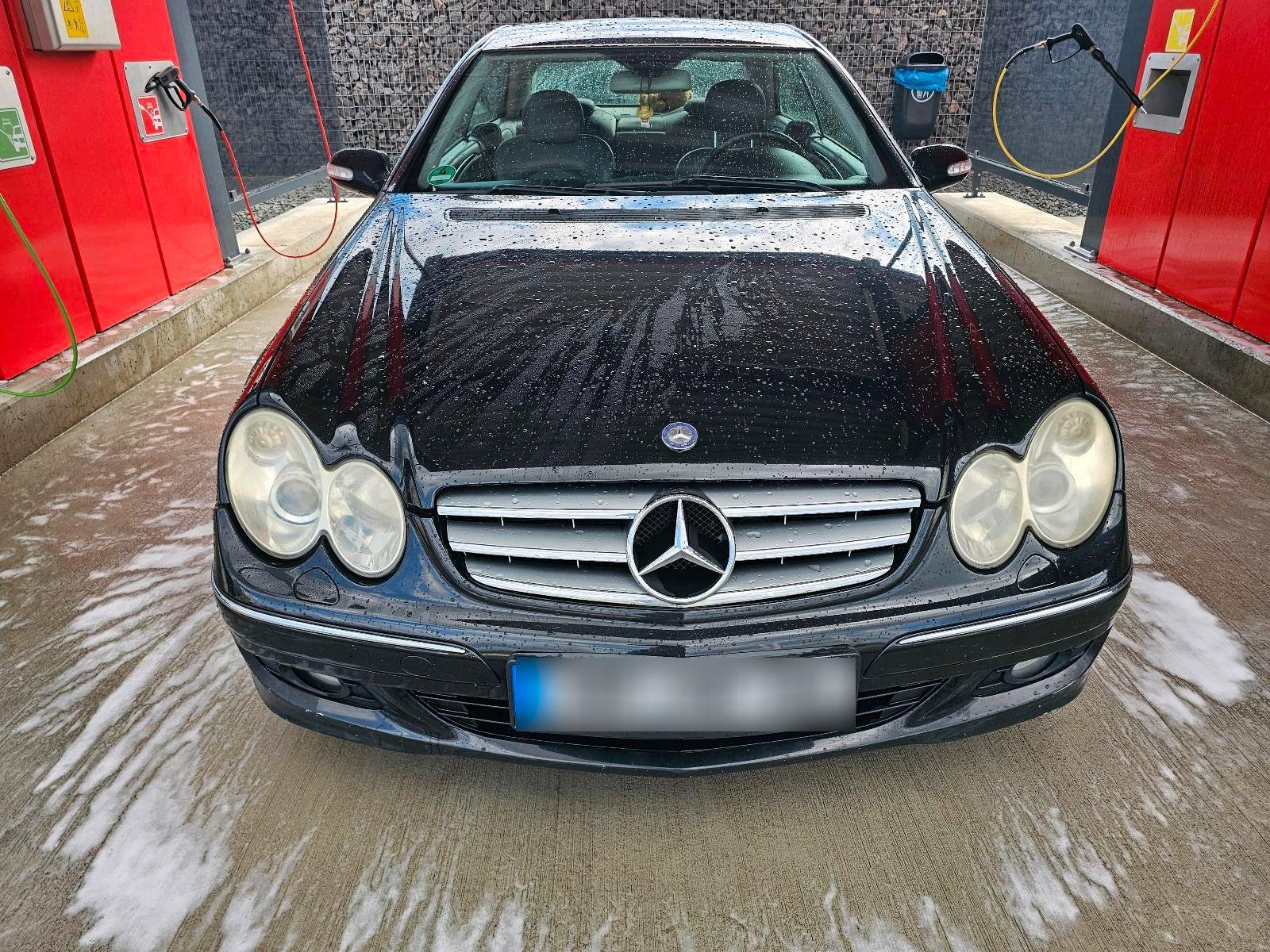 Mercedes-Benz CLK 220